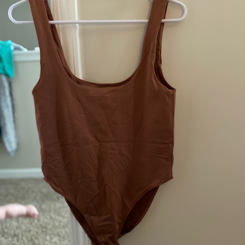 A New Day Brown Bodysuit Top Scoop Neck
